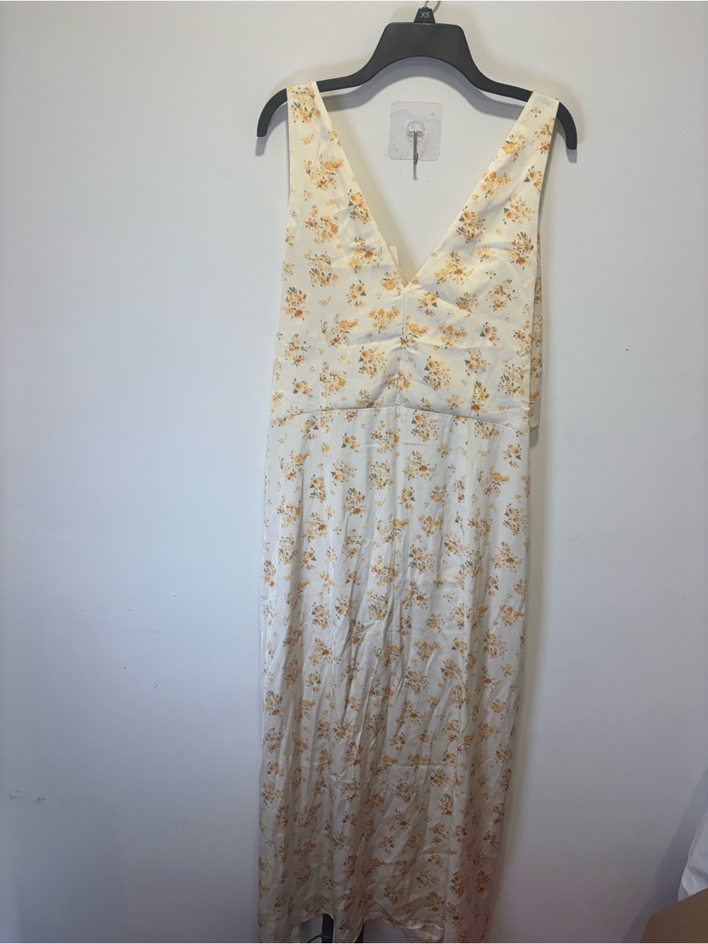 Abercrombie Satin Floral Cutout Dress - Picture 6 of 6